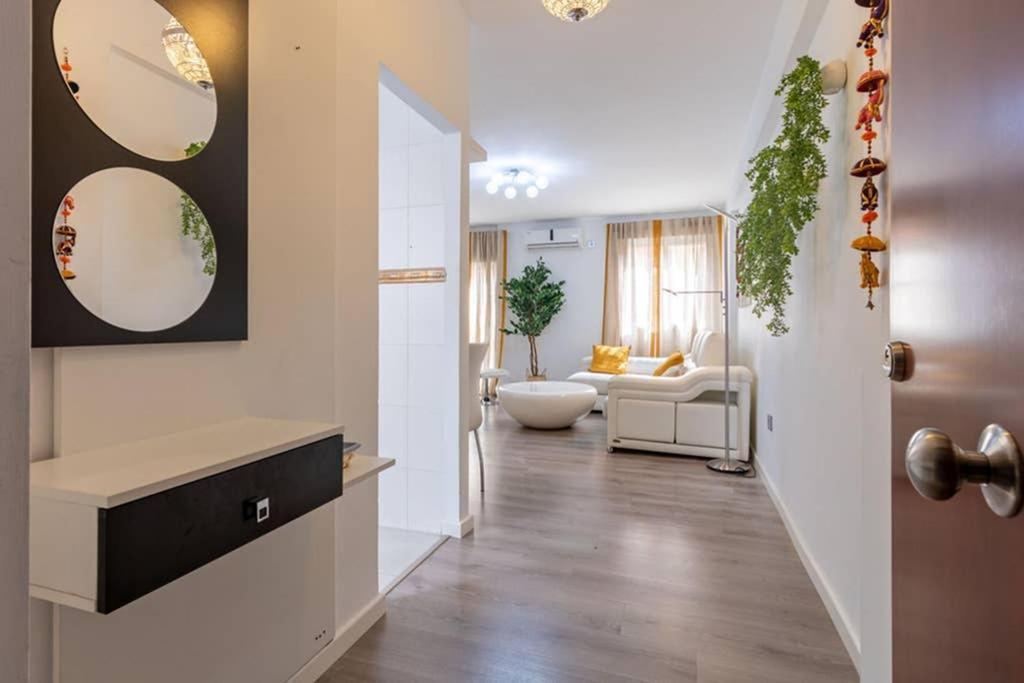 Apartamento Triana Maestro Deluxe Sevilla Exterior foto